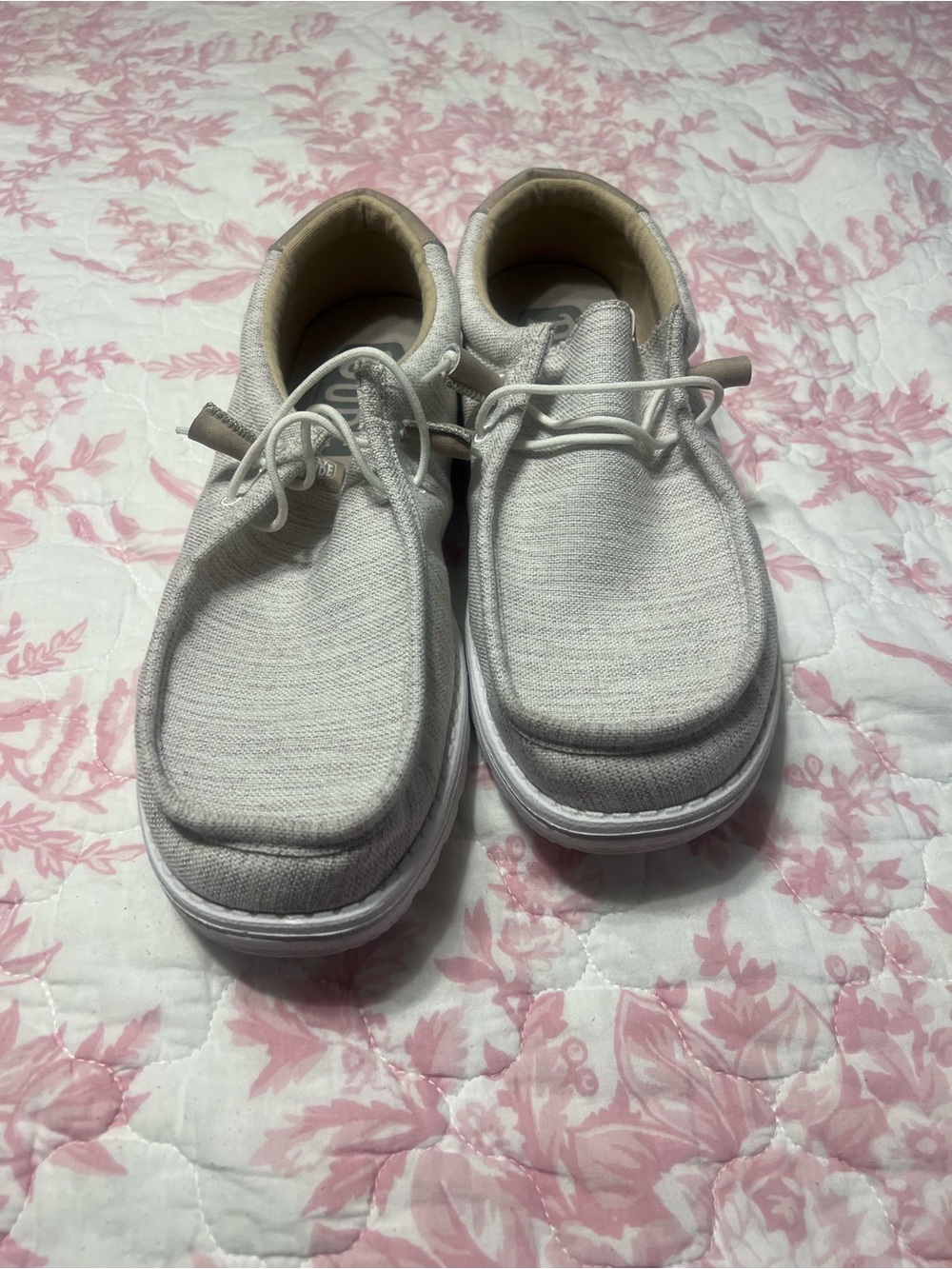 Hey Dude Men's Casual Lace-Up Shoes in Light Gray